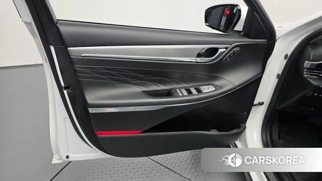 Hyundai The New Grandeur IG Hybrid id 4986606 из Кореи 16