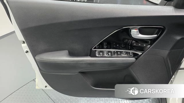 Kia Niro EV id 4976486 из Кореи 16