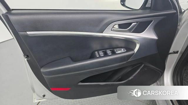 Genesis G70 id 5054847 из Кореи 16