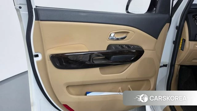 Kia The New Carnival id 5035854 из Кореи 16