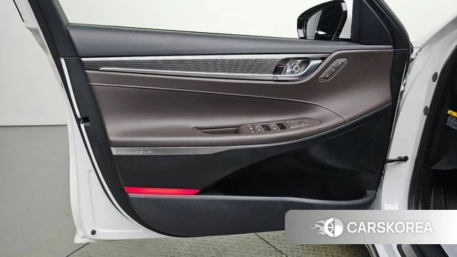 Hyundai Grandeur IG id 4960390 из Кореи 16