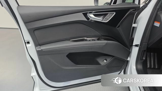 Audi Q4 e-Tron (F4) id 4739112 из Кореи 16