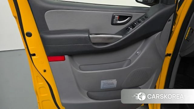 Hyundai The New Grand Starex id 4992855 из Кореи 16