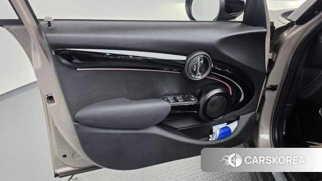 Mini Cooper S id 4986740 из Кореи 16
