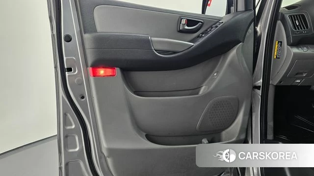 Hyundai The New Grand Starex id 4997726 из Кореи 16