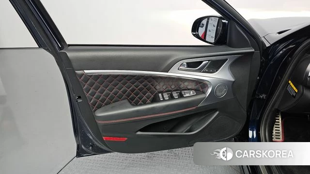 Genesis G70 id 5013873 из Кореи 16