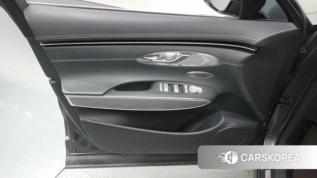 Genesis GV70 id 5033973 из Кореи 16