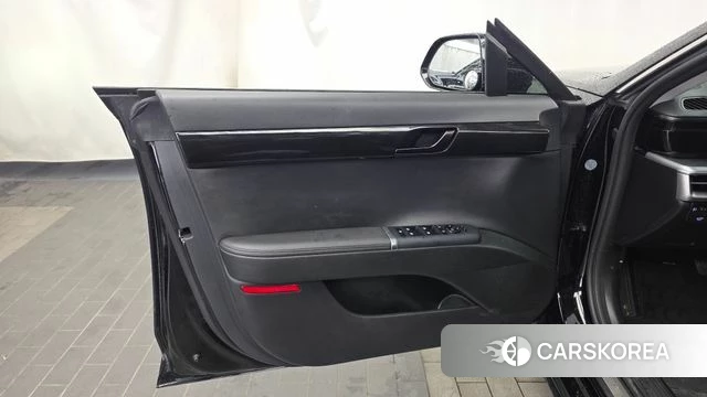 Hyundai Grandeur (GN7) id 4720399 из Кореи 16