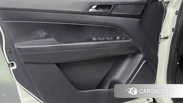 Ssangyong Rexton Sports id 5017970 из Кореи 16