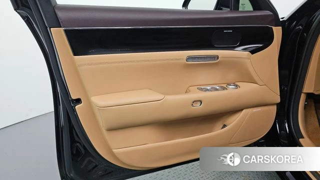 Genesis G90 (RS4) id 4936087 из Кореи 16