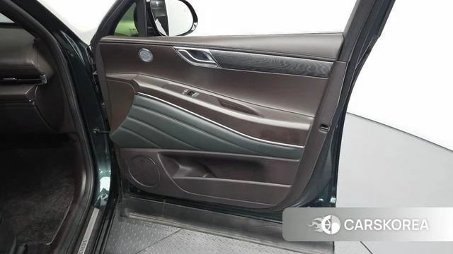 Genesis GV80 id 4981094 из Кореи 16