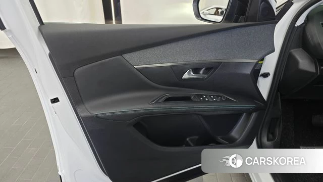 Peugeot 5008 second generation id 4661499 из Кореи 16