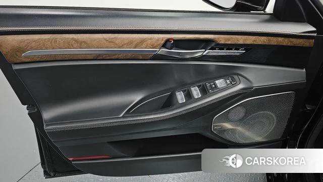 Genesis G90 id 5029076 из Кореи 16