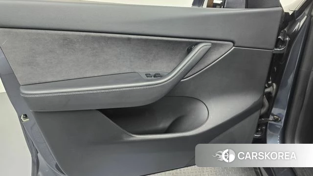 Tesla Model Y id 4855396 из Кореи 16