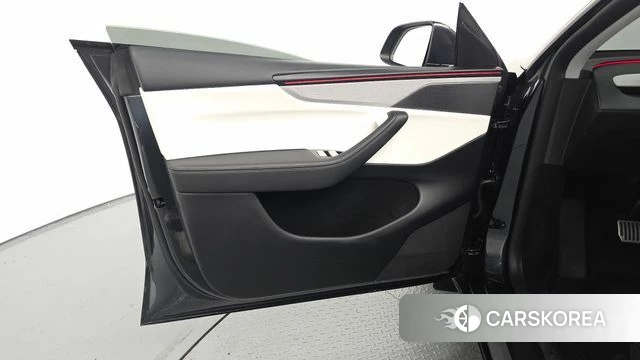 Tesla Model Y id 4928071 из Кореи 16