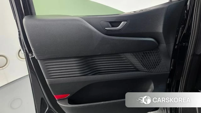 Hyundai Staria id 5026598 из Кореи 16