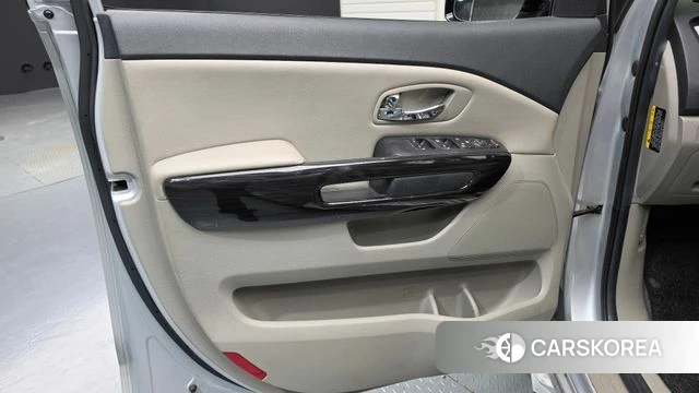 Kia The New Carnival id 5041595 из Кореи 16