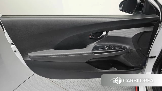Hyundai Veloster (JS) id 4992966 из Кореи 16
