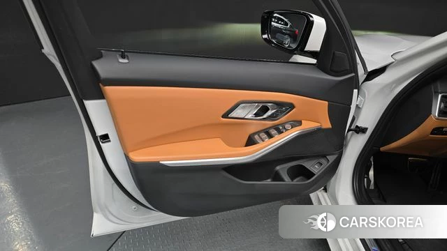 BMW 3 Series (G20) id 4965263 из Кореи 16