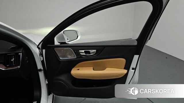 Volvo S60 3rd generation id 4541851 из Кореи 17