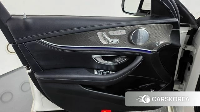 Mercedes-Benz E-Class W213 id 4982805 из Кореи 16