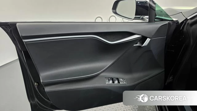 Tesla Model S id 4864668 из Кореи 16