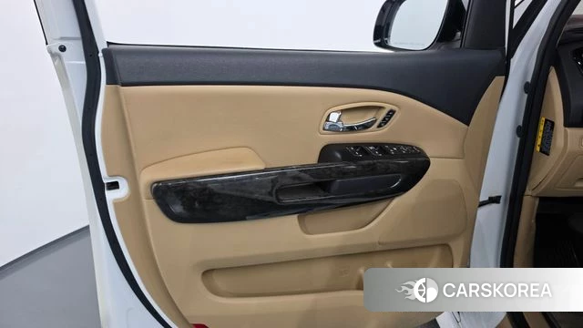 Kia The New Carnival id 4993370 из Кореи 16