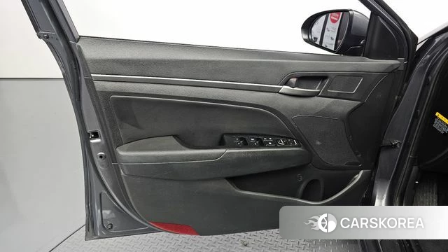 Hyundai Avante AD id 5024030 из Кореи 16