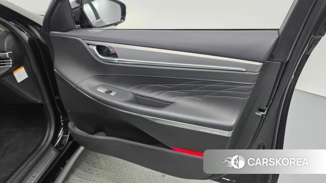 Hyundai The New Grandeur IG Hybrid id 5041070 из Кореи 16