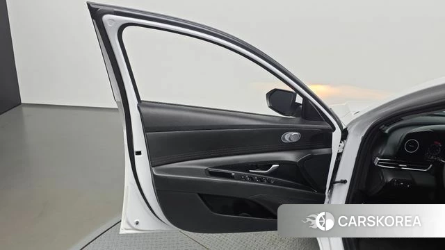 Hyundai Avante (CN7) id 5040923 из Кореи 16