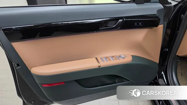 Hyundai Grandeur Hybrid (GN7) id 5021197 из Кореи 16