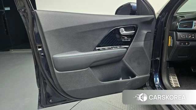 Kia Niro EV id 4987980 из Кореи 16
