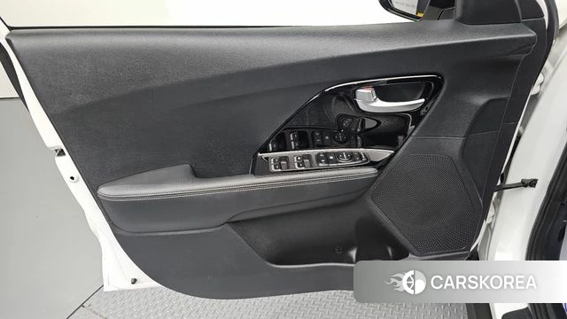 Kia Niro EV id 4997532 из Кореи 16