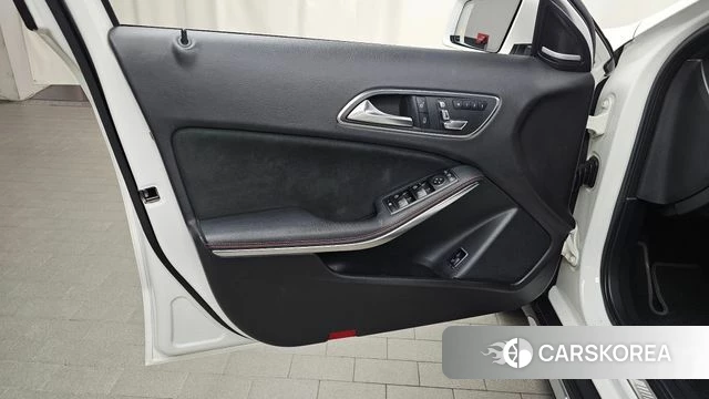 Mercedes-Benz GLA-Class X156 id 4960180 из Кореи 16