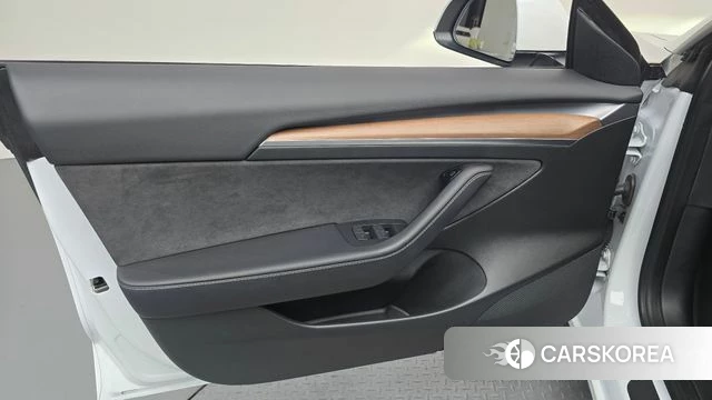 Tesla Model 3 id 5040553 из Кореи 16