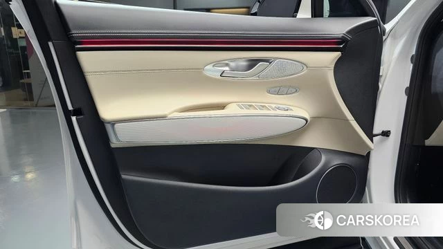 Genesis GV70 id 4921111 из Кореи 16