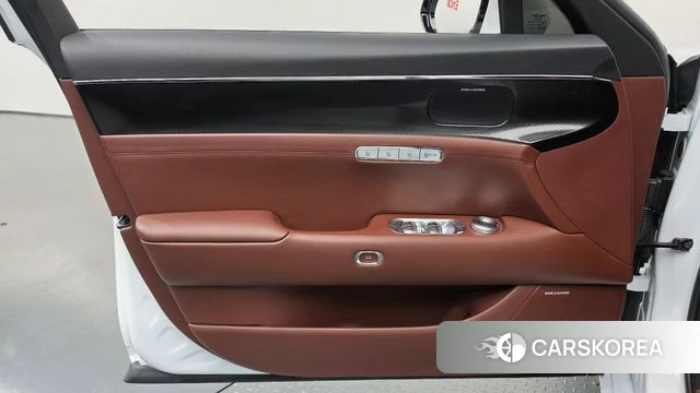 Genesis G90 (RS4) id 5012192 из Кореи 16