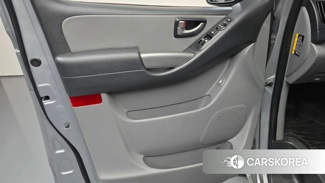 Hyundai The New Grand Starex id 4966911 из Кореи 16