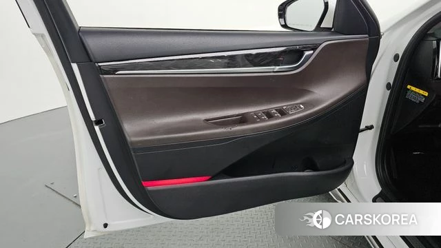 Hyundai Grandeur IG Hybrid id 5041929 из Кореи 16