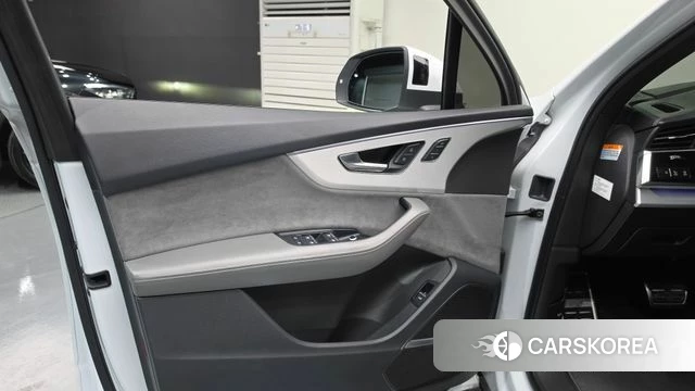 Audi Q7 (4M) id 4905703 из Кореи 16