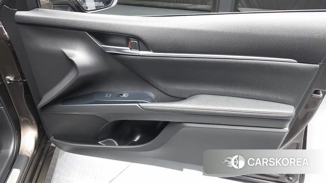 Toyota Camry (XV70) id 5048119 из Кореи 16