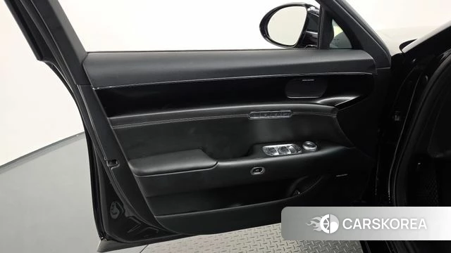 Genesis G90 (RS4) id 4958414 из Кореи 16