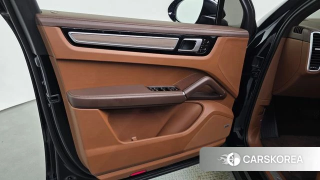 Porsche Cayenne (PO536) id 4937369 из Кореи 16