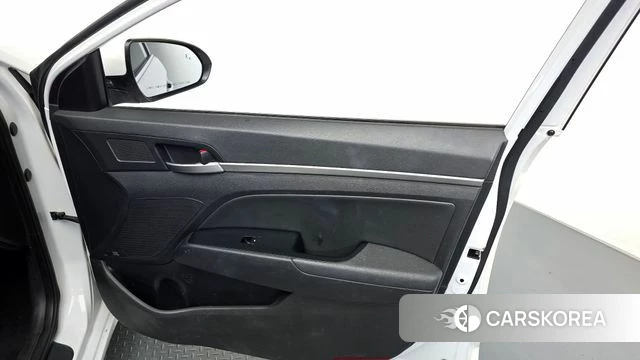 Hyundai The New Avante AD id 4610294 из Кореи 16