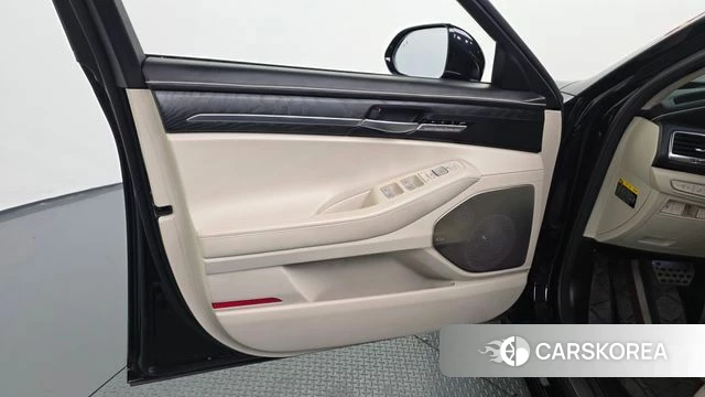 Genesis G90 id 5053372 из Кореи 16