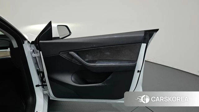 Tesla Model Y id 5012320 из Кореи 16