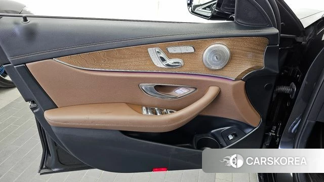Mercedes-Benz E-Class W213 id 4922964 из Кореи 16