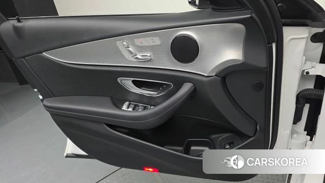 Mercedes-Benz E-Class W213 id 4937730 из Кореи 16