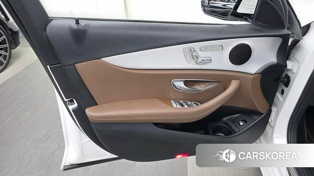 Mercedes-Benz E-Class W213 id 4759067 из Кореи 17