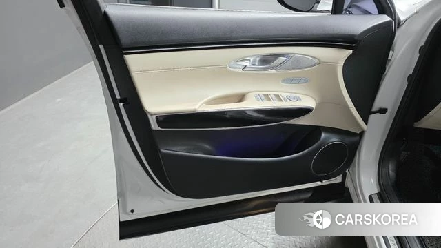 Genesis GV70 id 4997758 из Кореи 16